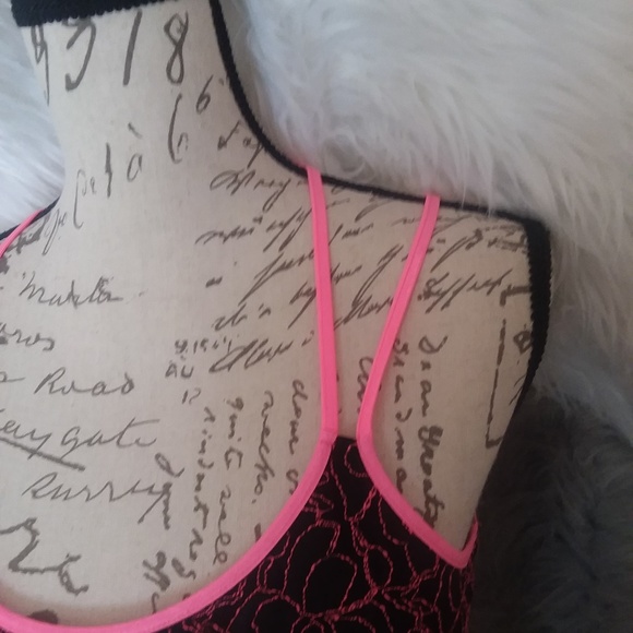 Maurices Tank Size M - Picture 3 of 3